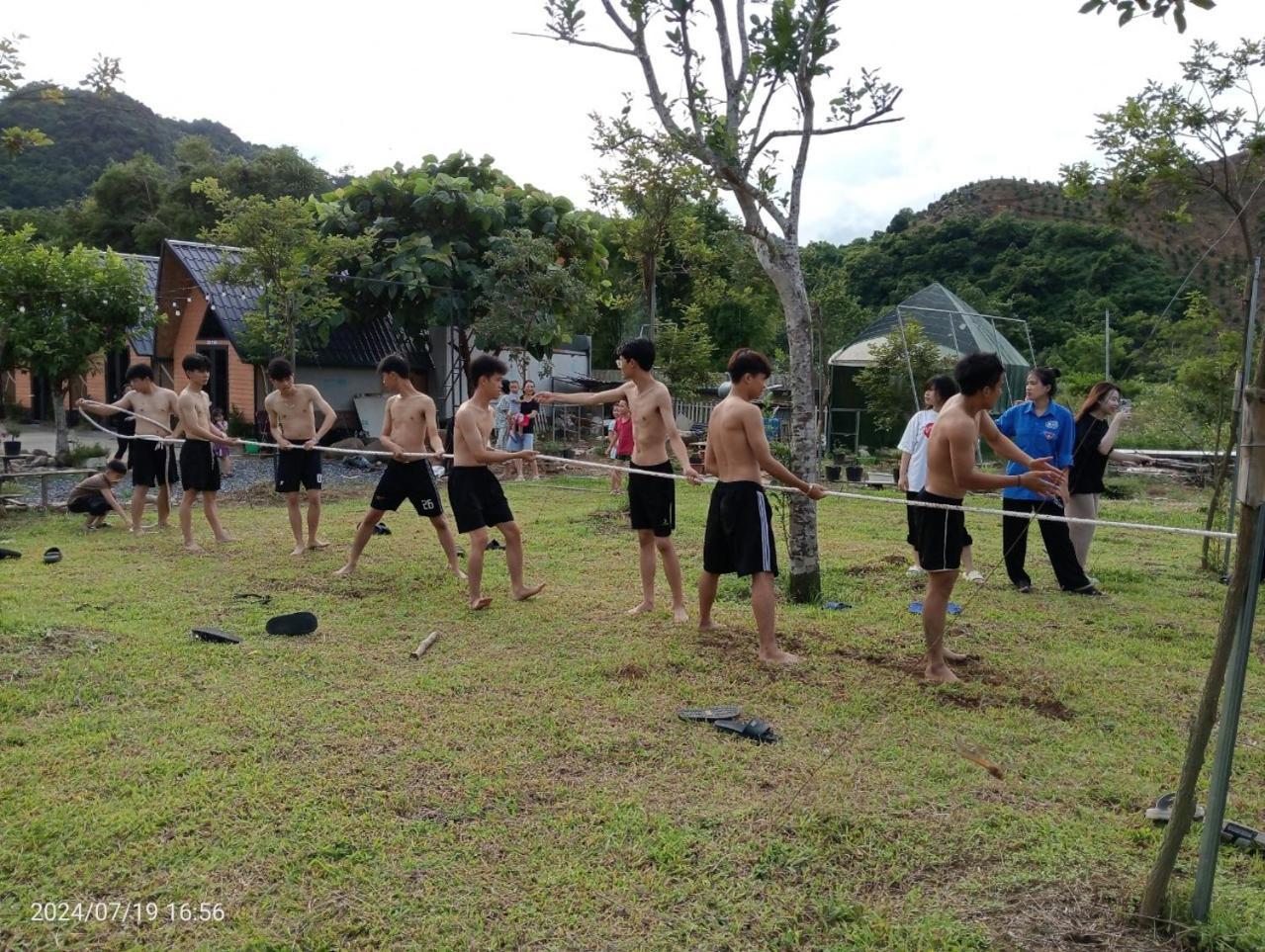 Homestay Suoi Khoang Minh Hang イエンバイ エクステリア 写真