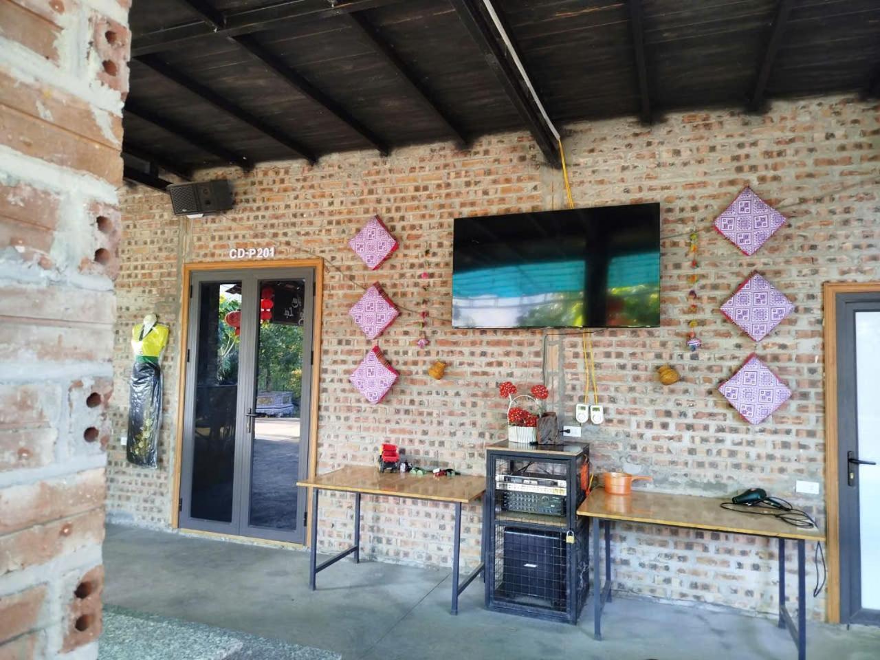 Homestay Suoi Khoang Minh Hang イエンバイ エクステリア 写真