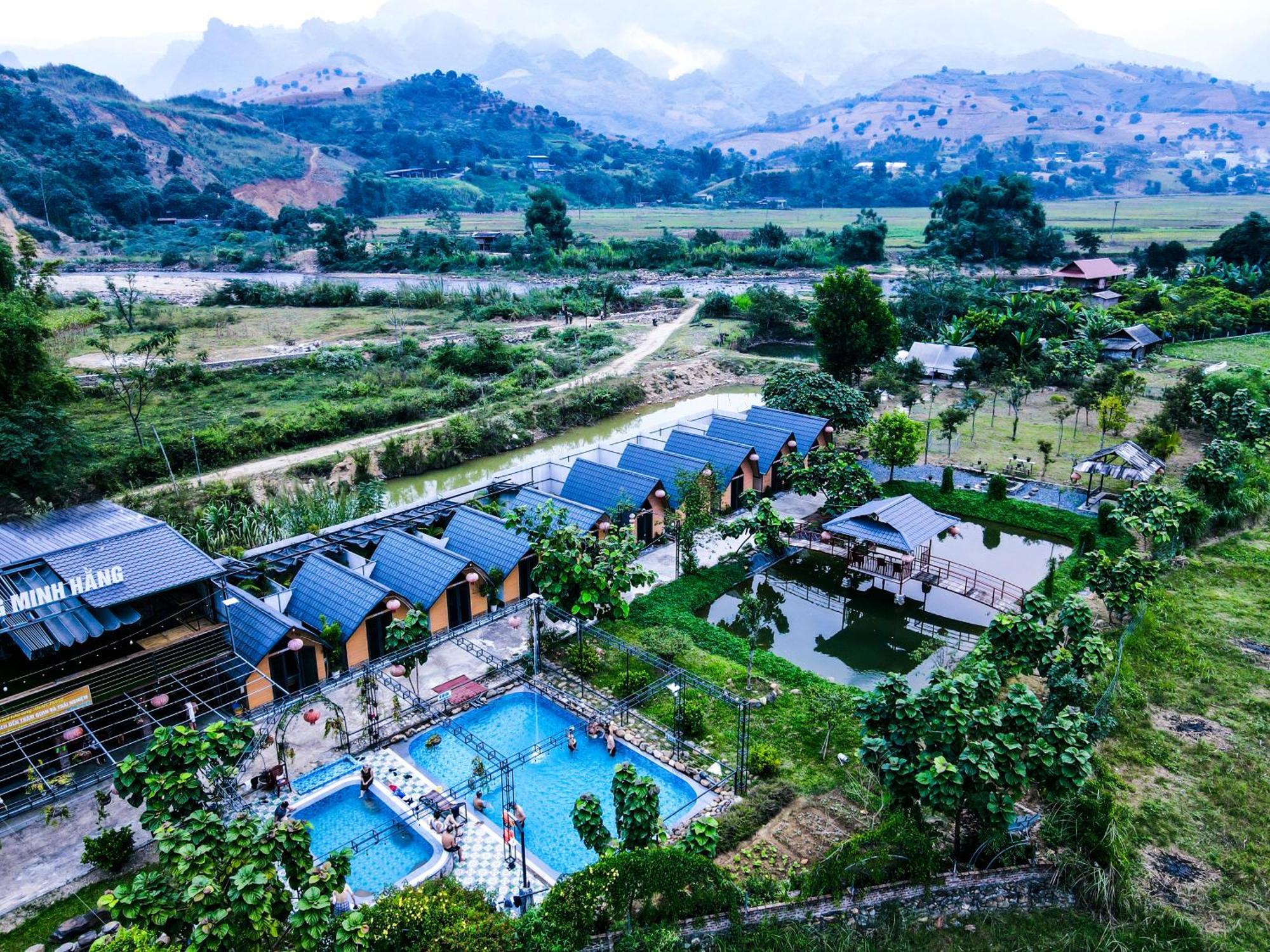 Homestay Suoi Khoang Minh Hang イエンバイ エクステリア 写真